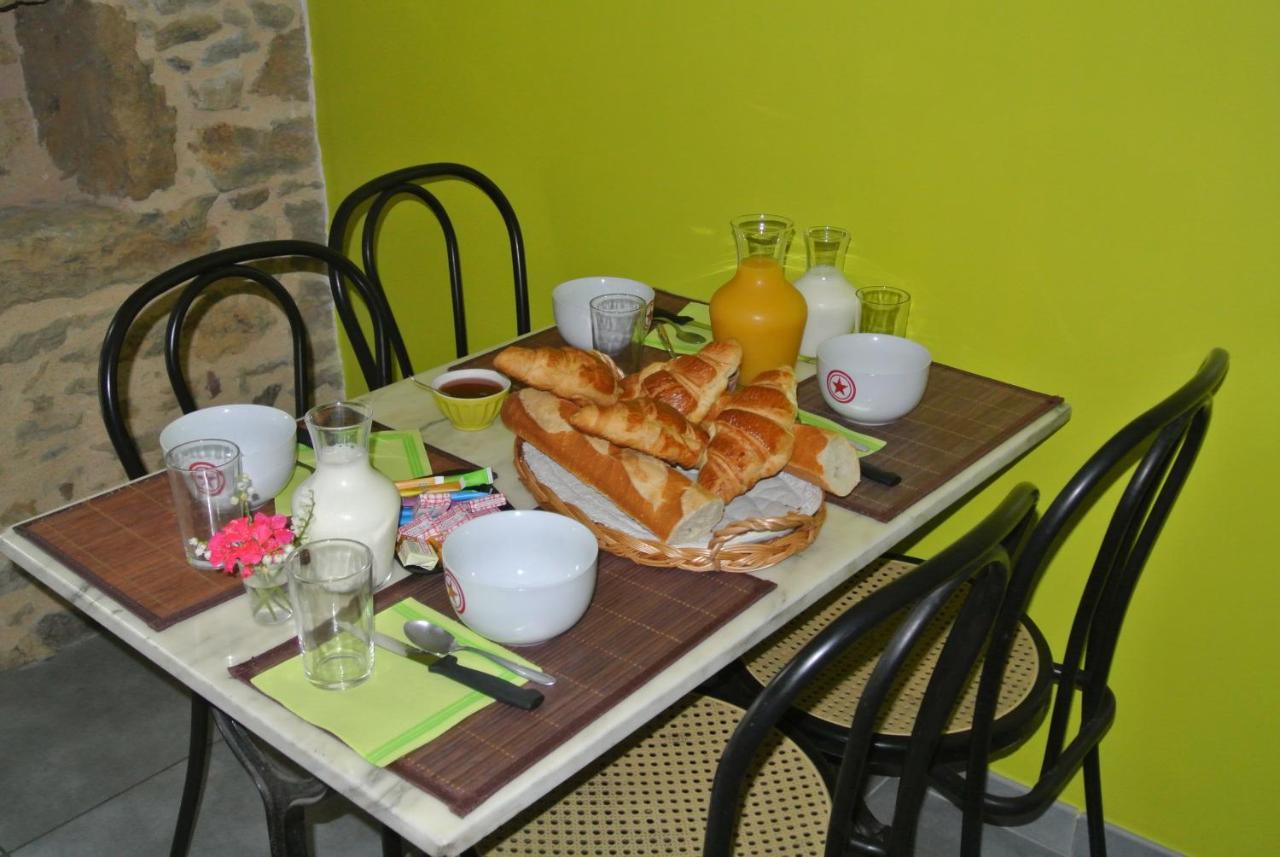Yourtes Du Bocage Bazoges-en-Pareds Exterior photo